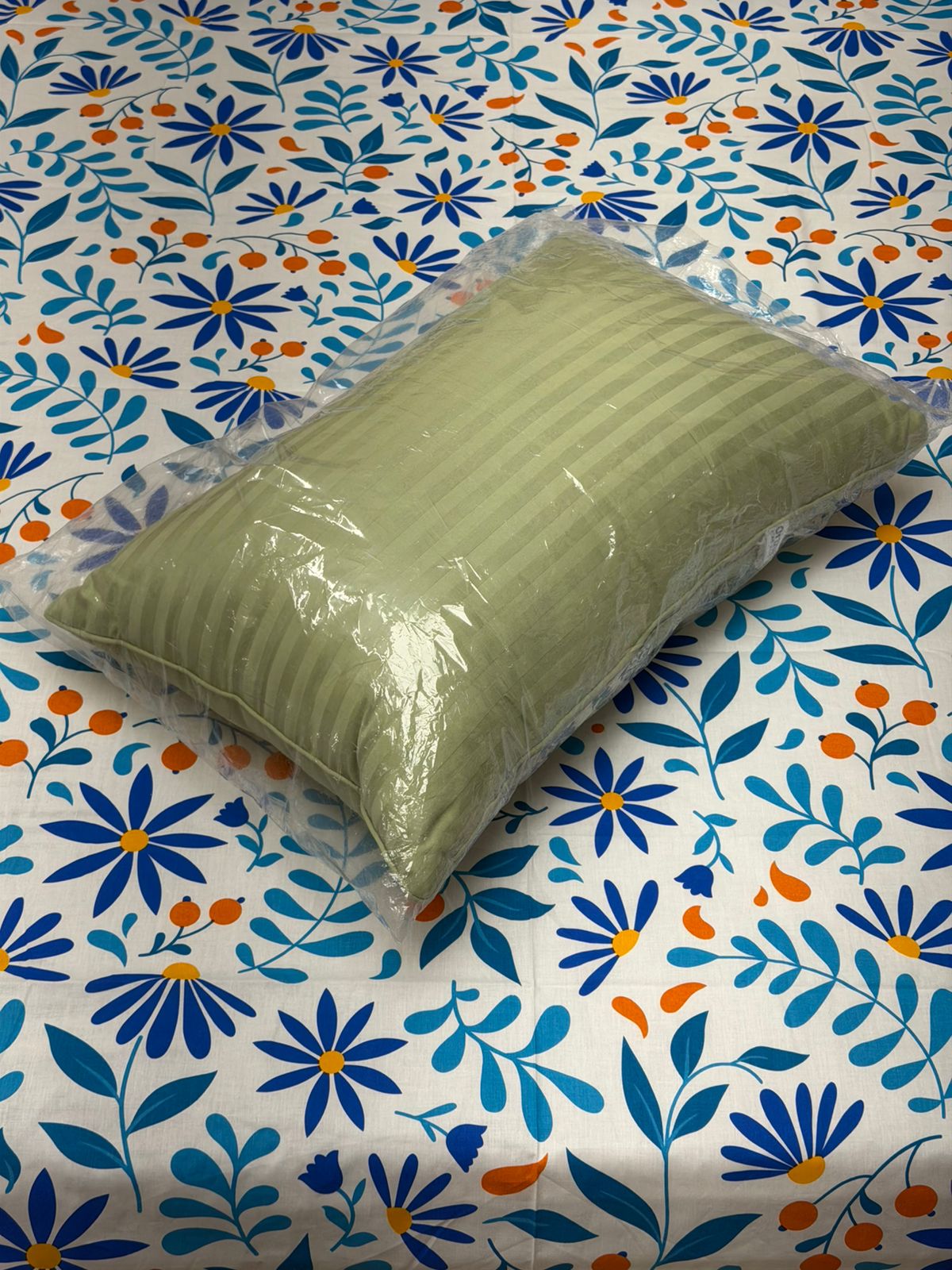 Single Layer Natural Shimul Tula Pillow (18/26 Inch)
