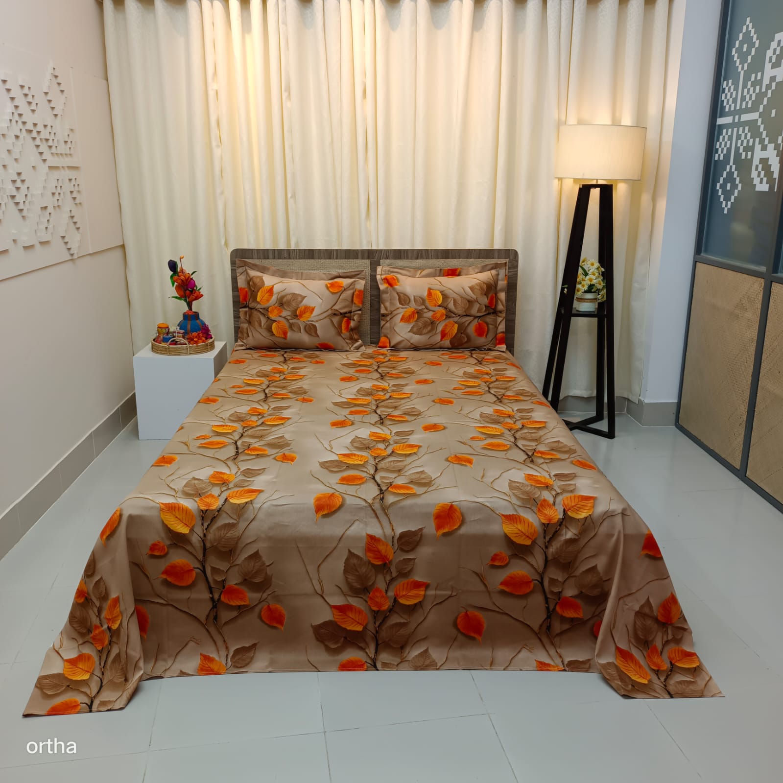 100% Cotton Luxury Twill Ortha Bedsheet – King Size – 3Pecs – Cream Hazel Leaf