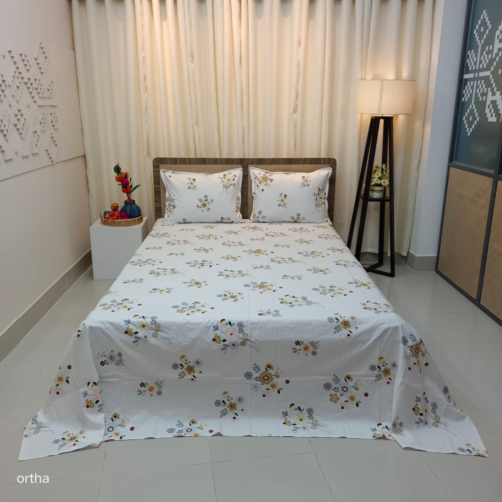 OLS Super King Size Pure Cotton Bedsheet - Daisy White