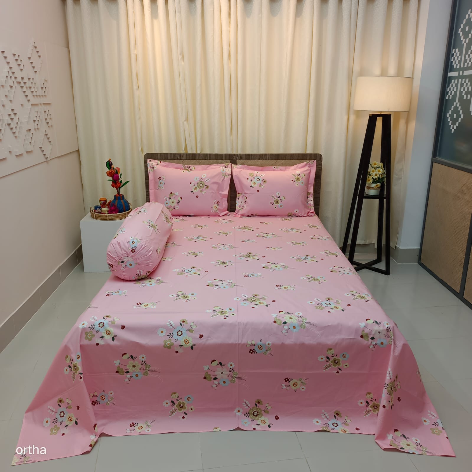 ORTHA EXCLUSIVE COTTON KING SIZE BEDSHEET – 4 PECS SET - DAISY PINK
