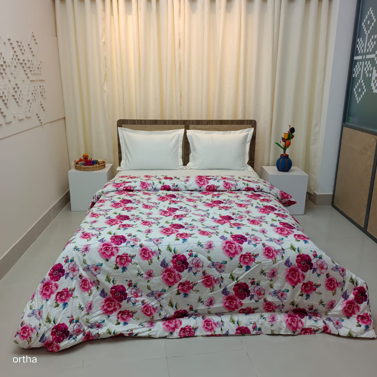 Finest Quality King Size Ortha Luxury Comforter (7 X 7.5 Feet) - Feather Touch Padding - Hit White