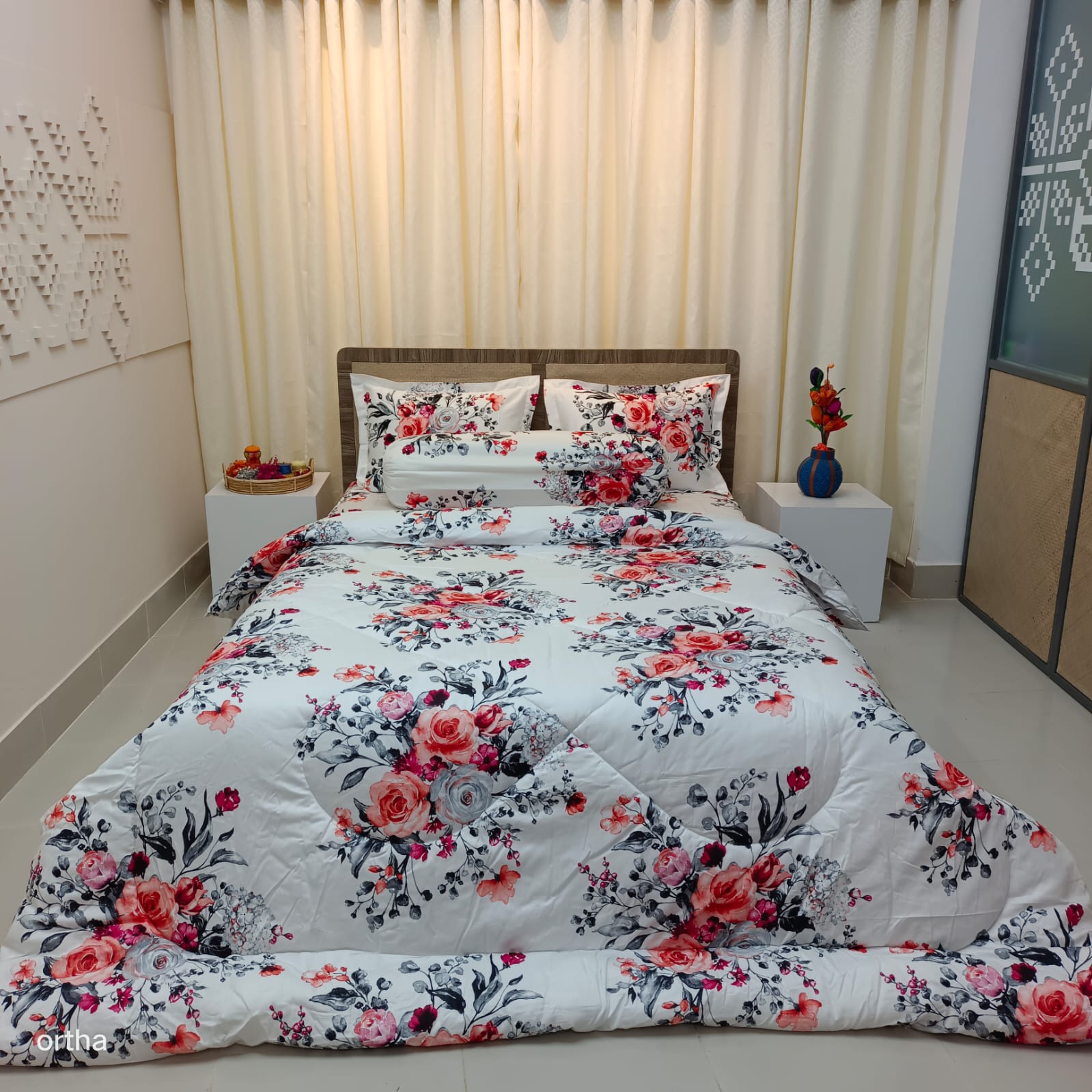 5 Pecs King Size Ortha Luxury Couple Comforter Set (P.White)