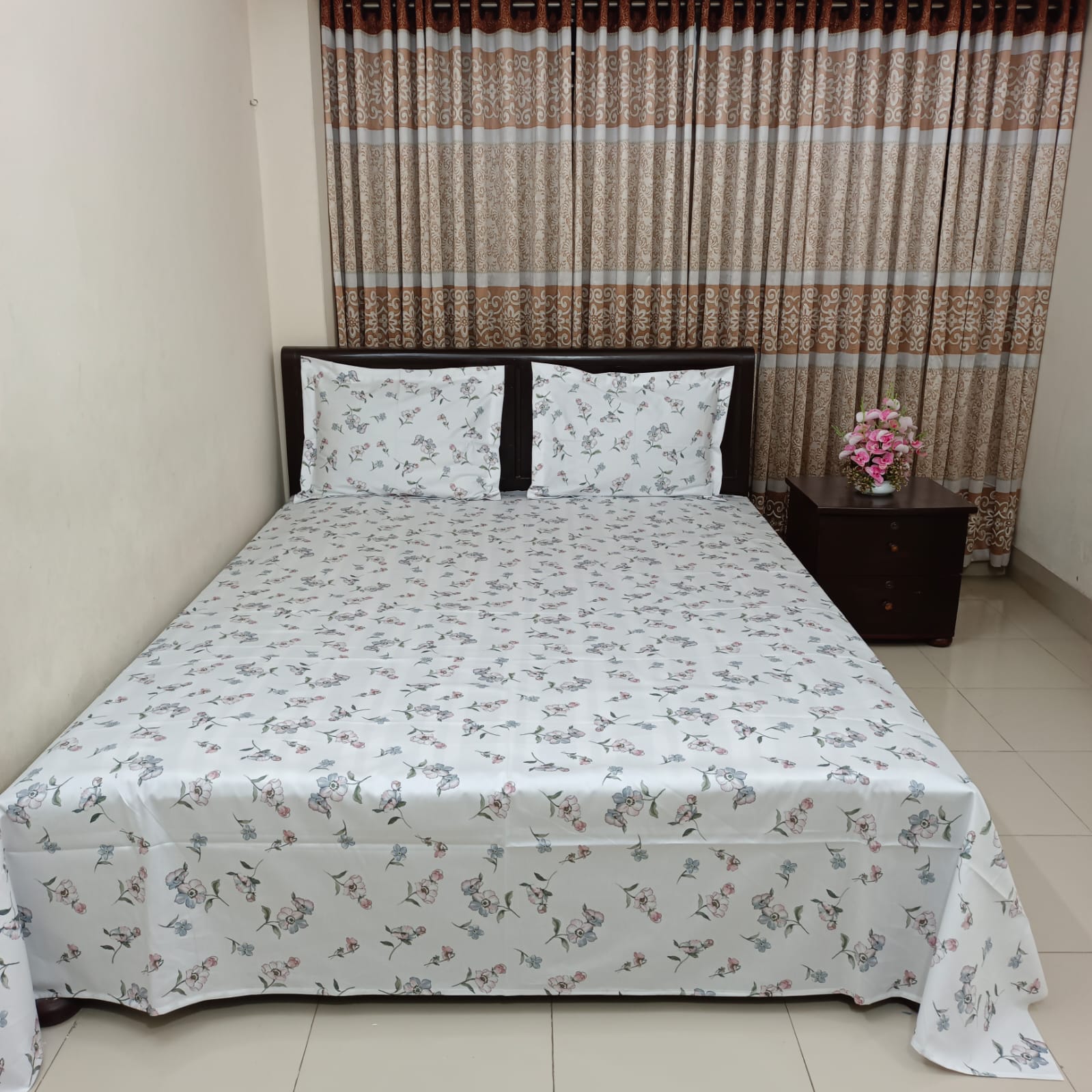 30/30 Count Luxury Exclusive Ortha Bedsheet – King Size – 3 Pecs Set - White Snow Flora