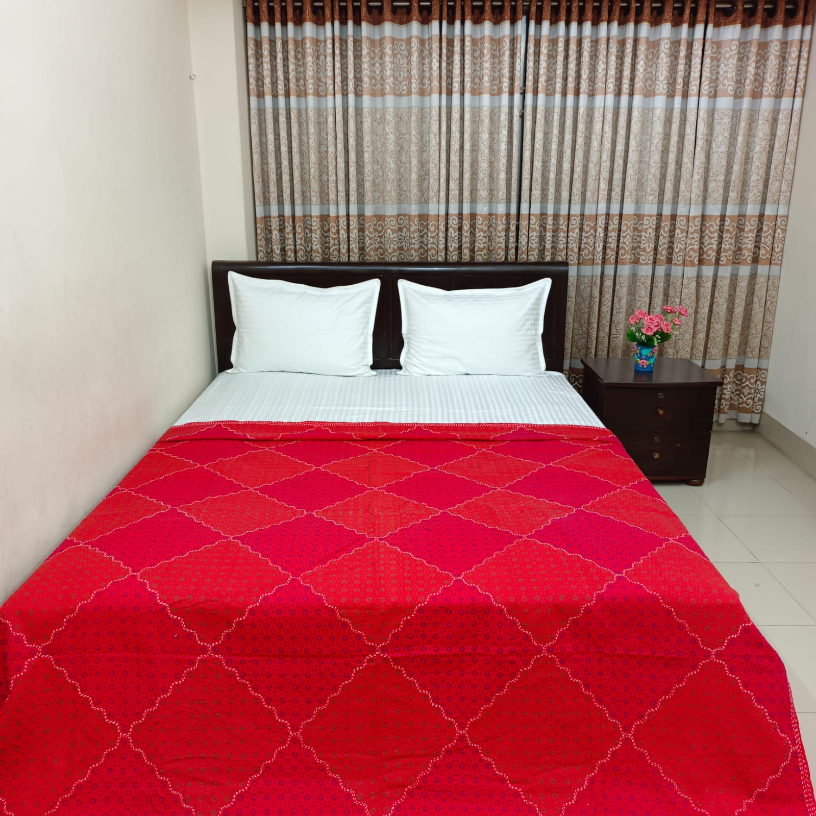 Ortha Nokshi Katha – King Size (78/90 Inch) – Lite Magenta