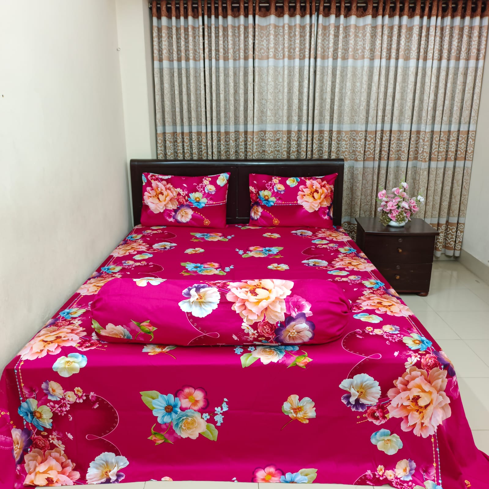30/30 Count Luxury Exclusive Ortha Bedsheet – King Size – 4 Pecs Set – Floral Megenta