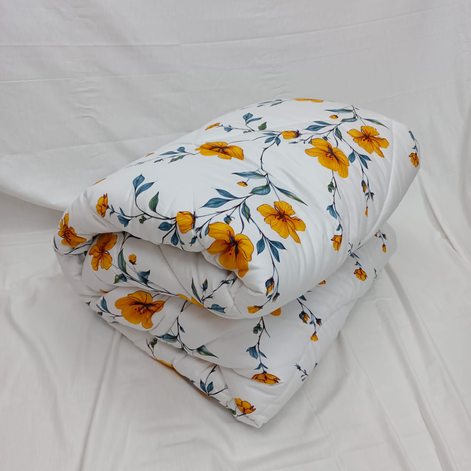 Comforter &amp; 5 Pecs Full Set