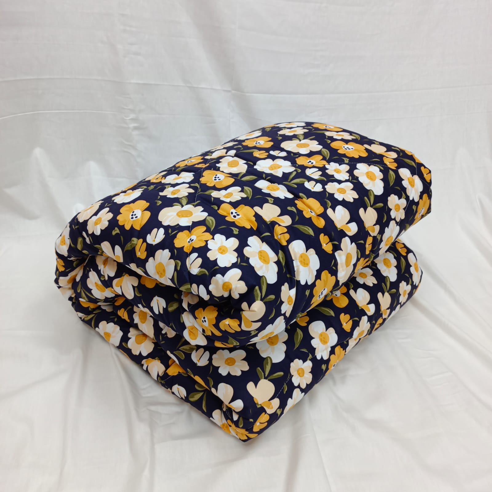 Finest Quality Super King Size Ortha Luxury Comforter (85 X 95 Inch) - Cosmos Blue