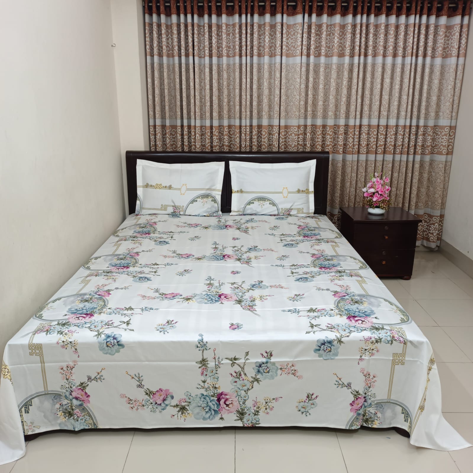 30/30 Count Luxury Exclusive Ortha Bedsheet – King Size – 3 Pecs Set – Mirror Flora
