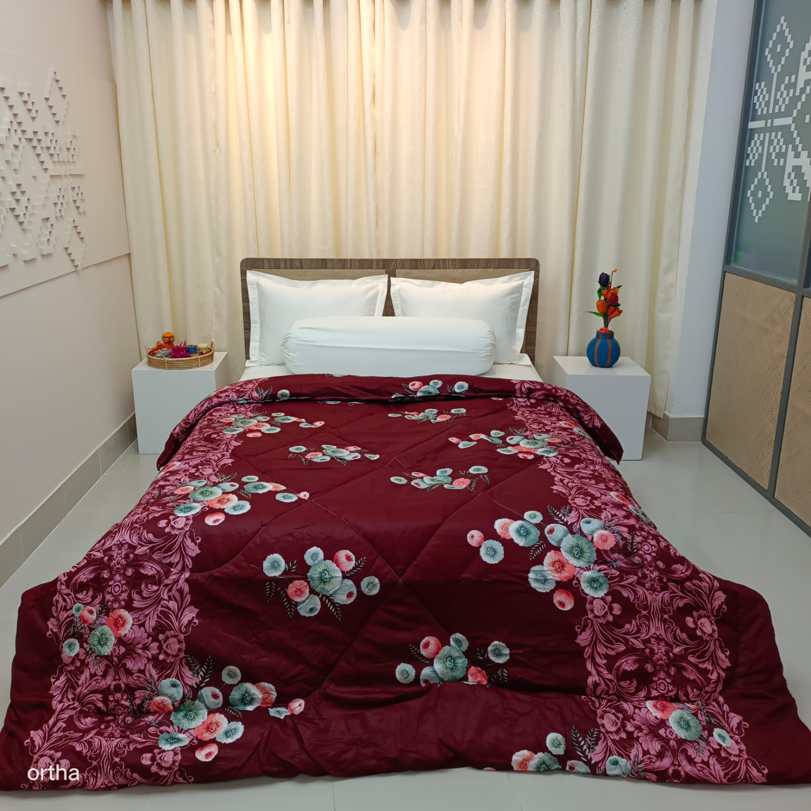 Finest Quality King Size Ortha Luxury Comforter (7 X 7.5 Feet) – Feather Touch Padding – Snow Maroon