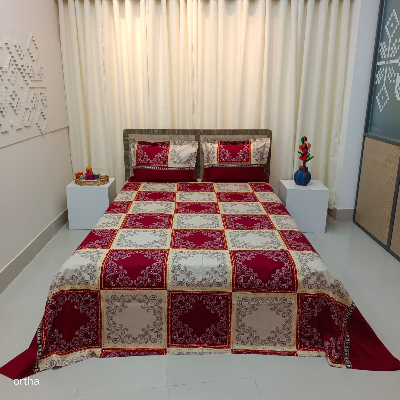 Luxury Twill Cotton Ortha Bedsheet – King Size – 3Pecs – New Maroon Box