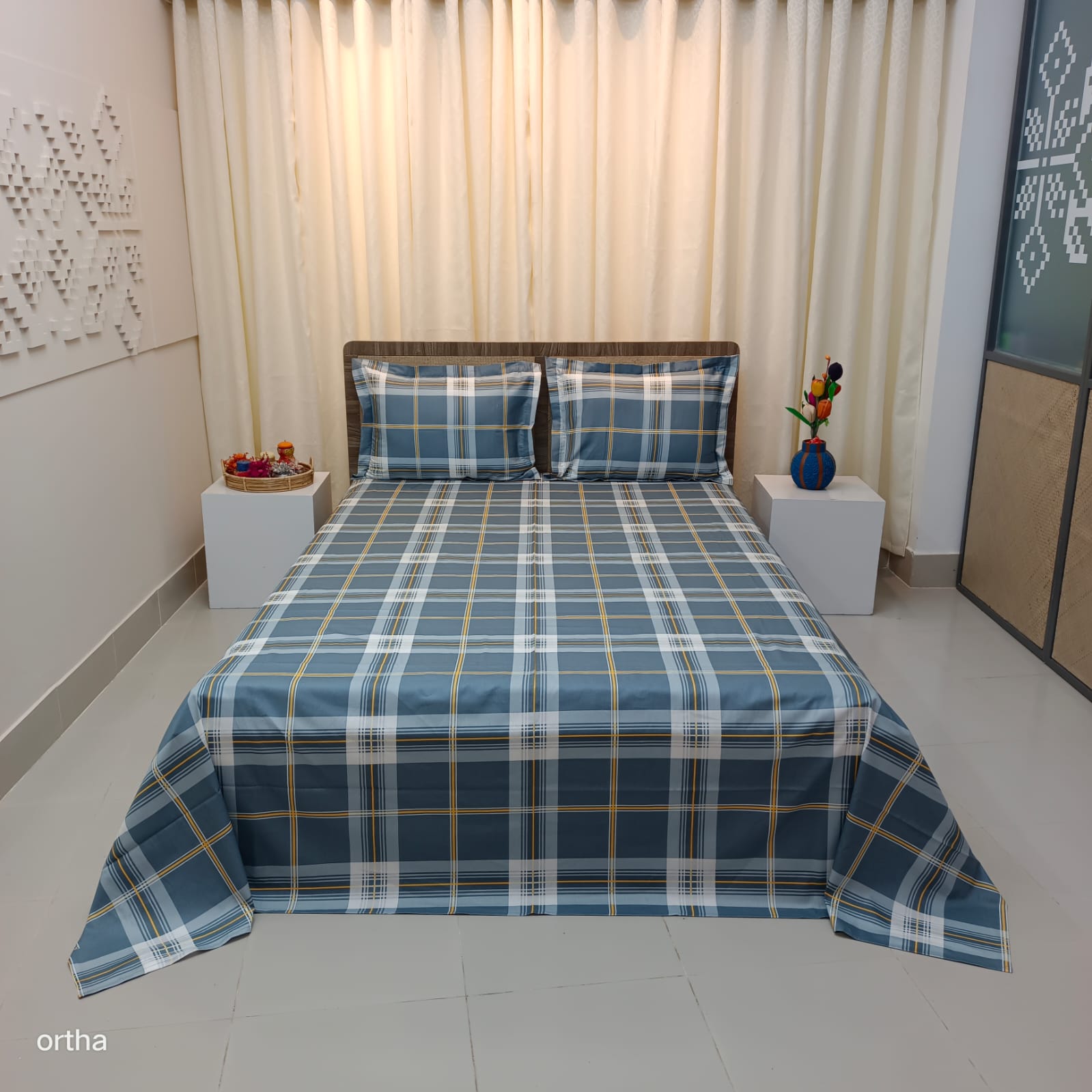 30/30 Count Luxury Exclusive Ortha Bedsheet – King Size – 3 Pecs Set – Check Box