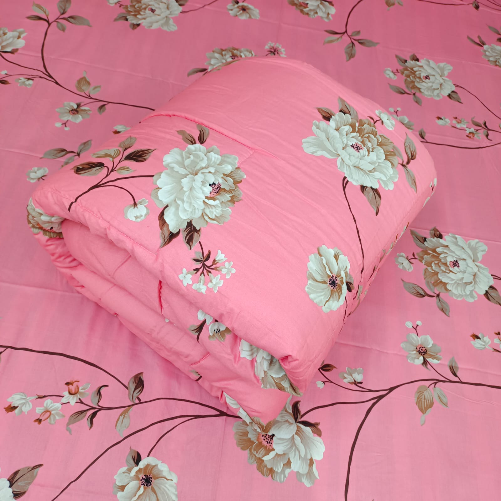 Finest Quality Super King Size Ortha Luxury Comforter (85 X 95 Inch) – Feather Touch Padding – Lota Pink